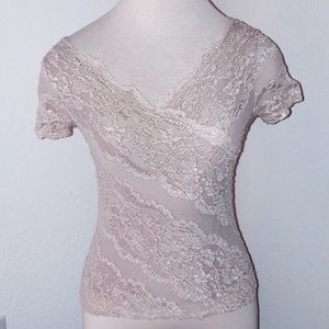 HANKY PANKY Lace V-neck Lined Top